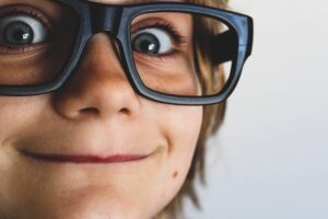 3 razões para levar seu filho ao oftalmologista